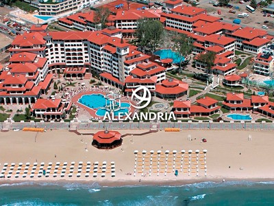 Royal Palace Helena Sands
